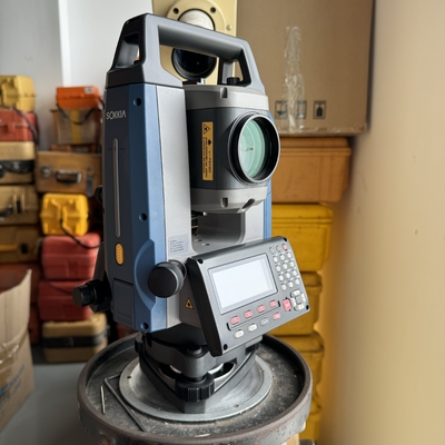 Used Sokkia IM101 total station 5.3kg Topcon total station 0.5m minimum focus for precise surveying requirements