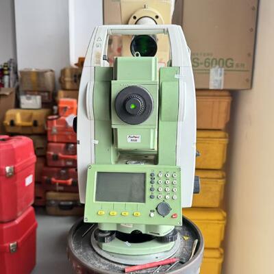 Used Leica TS09 Total Station with 1000m Non Prism Distance, IP66 Dust and Water Resistance, and Real-time Operating System
