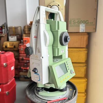 Leica TS09 Total Station with IP66 Dust and Water Resistance 1000m None Prism Distance and 0.6s Coarse Precision